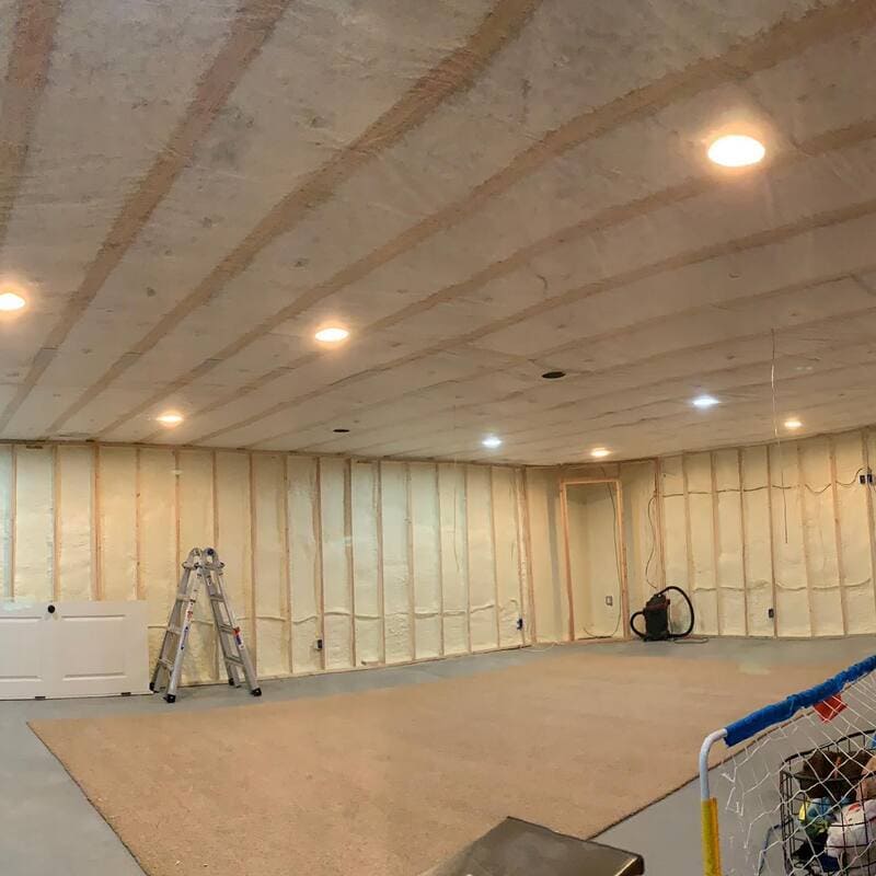 residential-spray-foam-insulation-03_orig